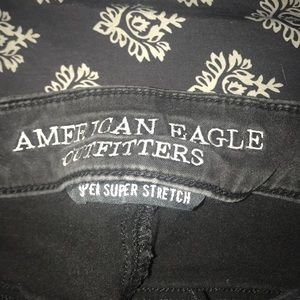 American Eagle super stretch jeans— size 4